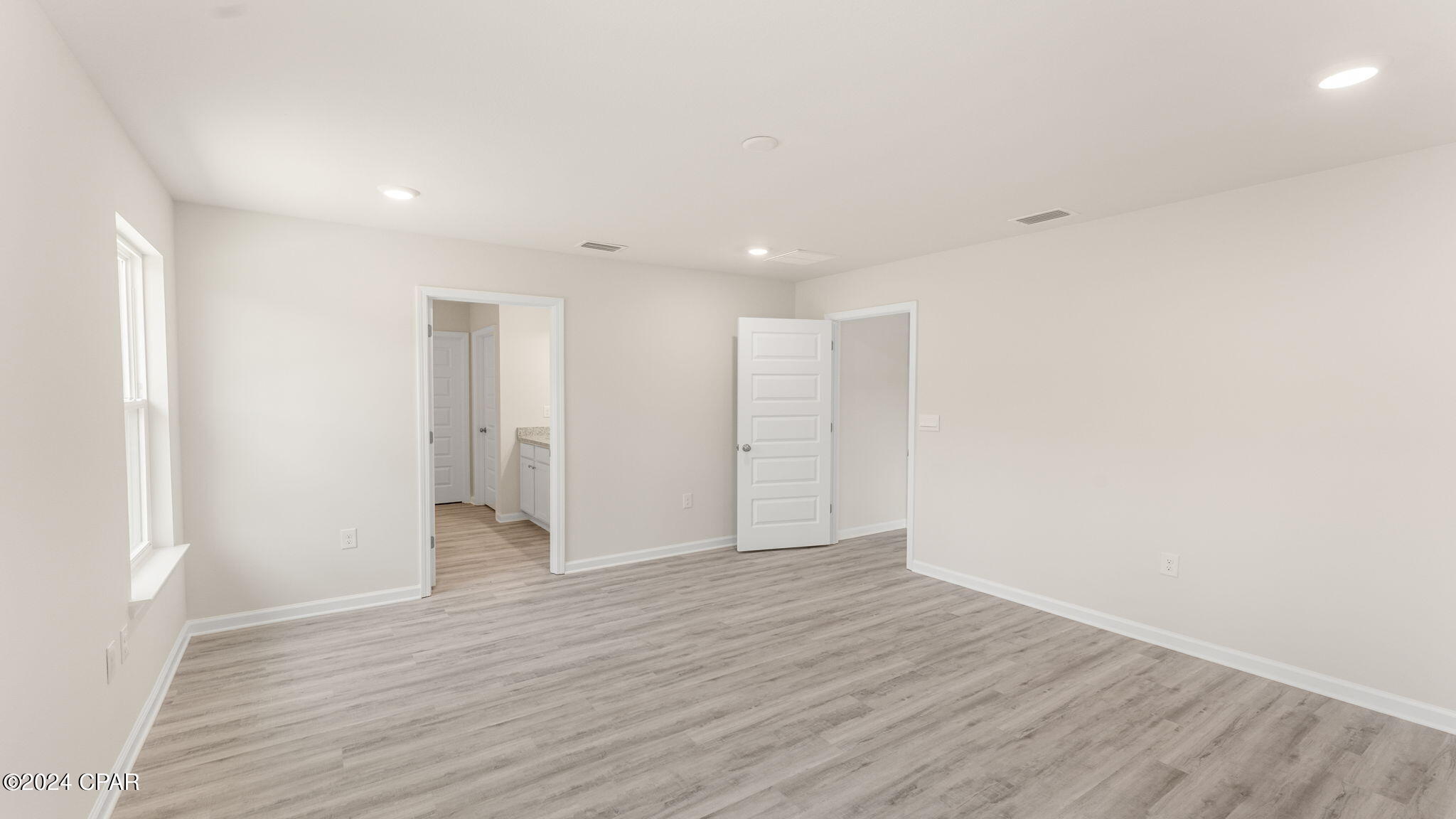 298 Cades Court