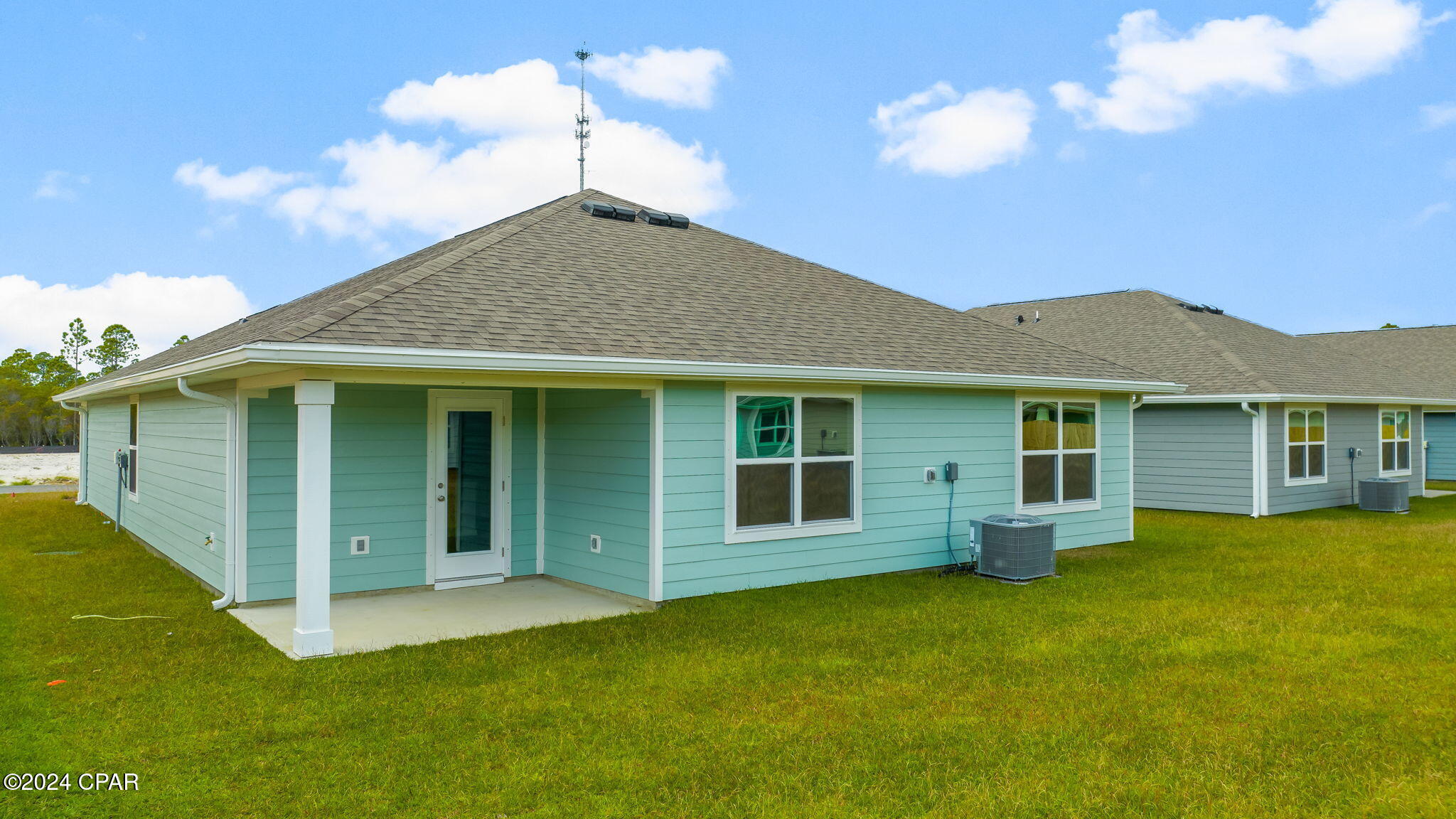 290 Cades Court