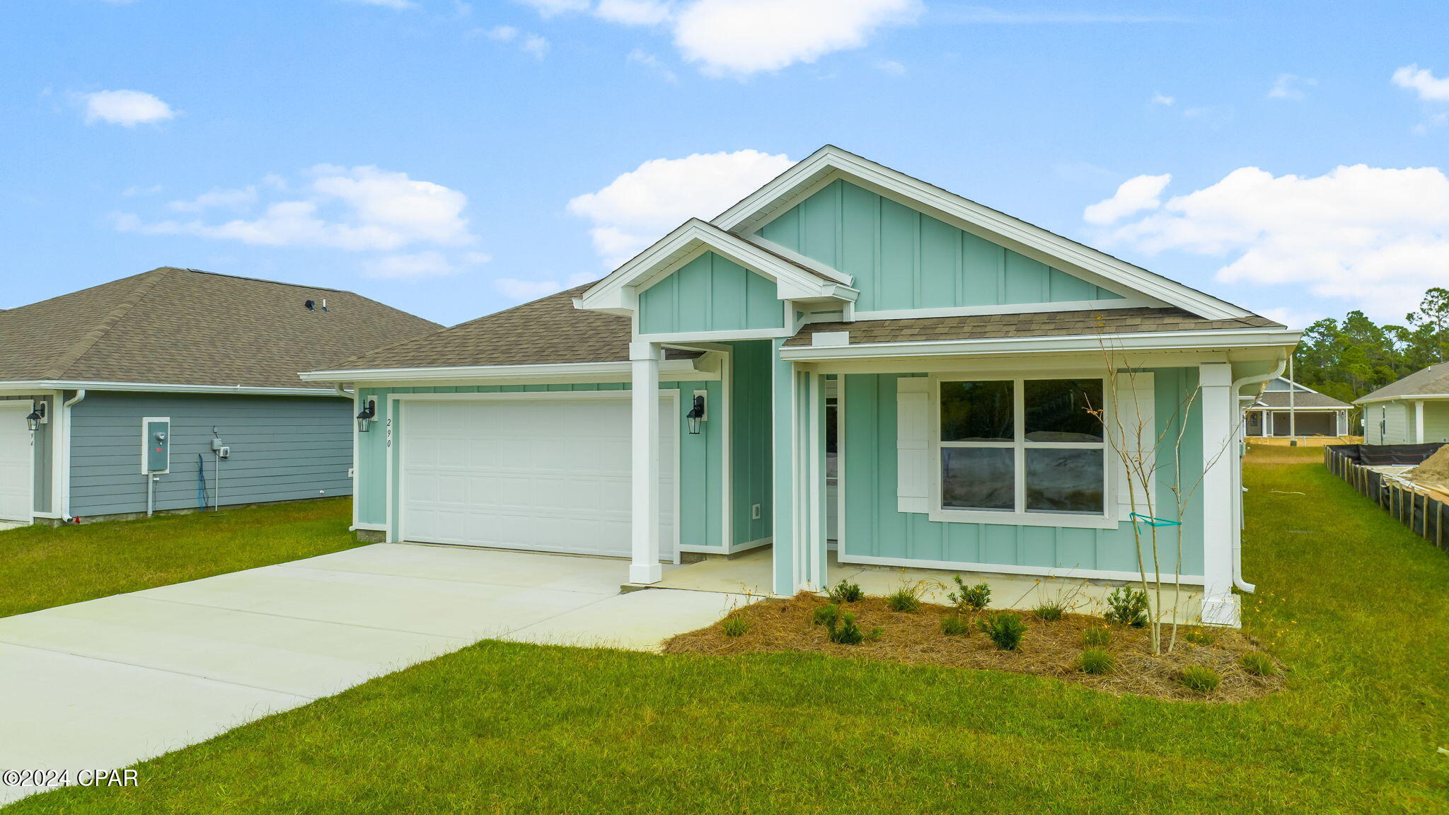 290 Cades Court