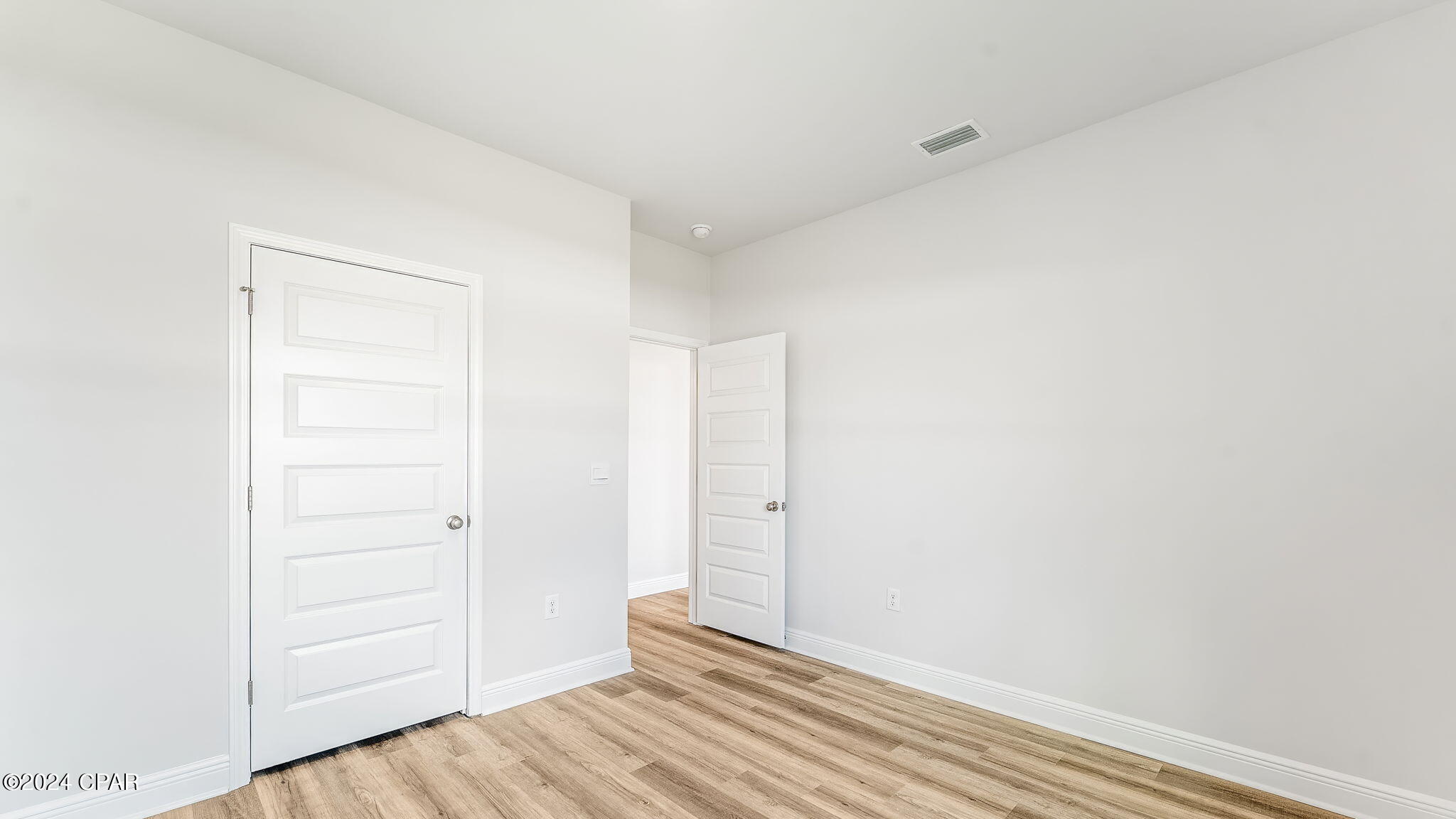 458 Vermilion Circle