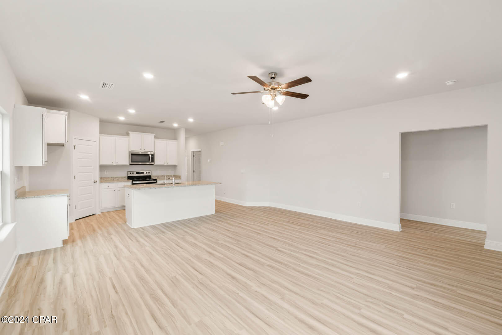 413 Vermilion Circle