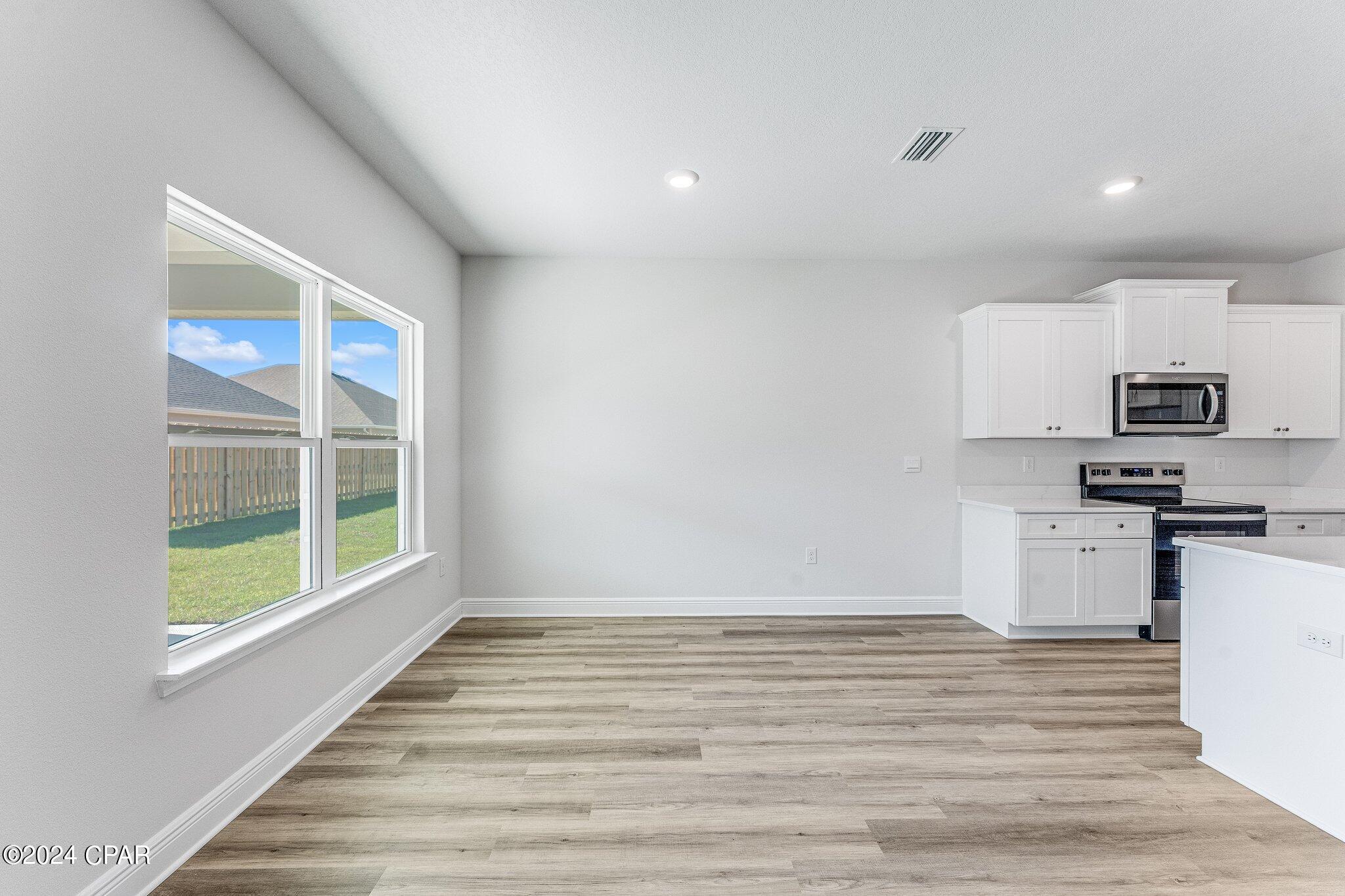 123 Crane Drive