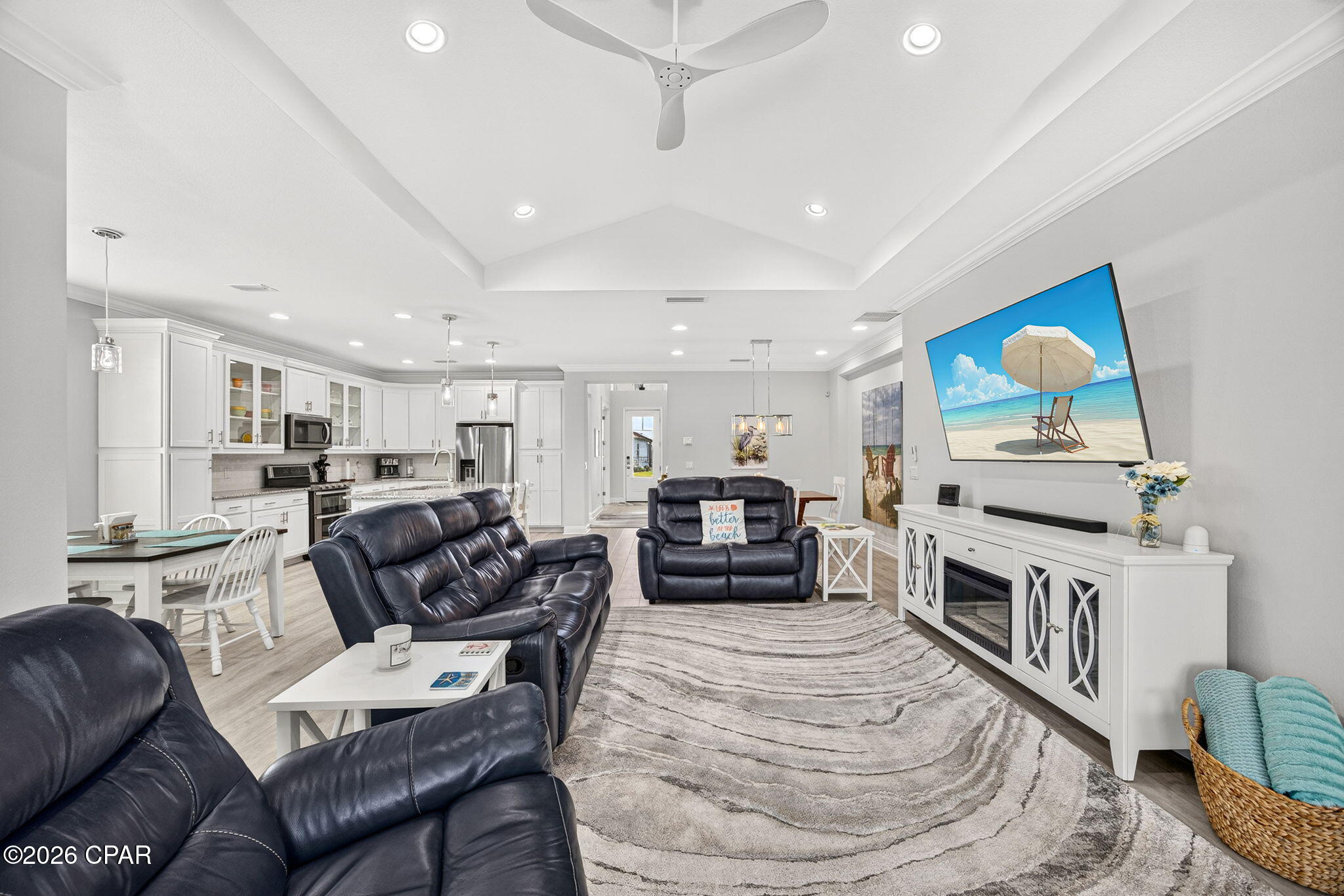 8475 Coral Reef Way
