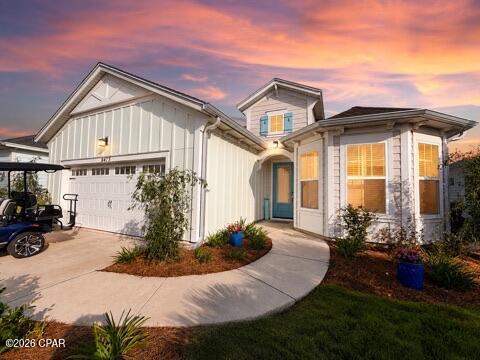 8475 Coral Reef Way