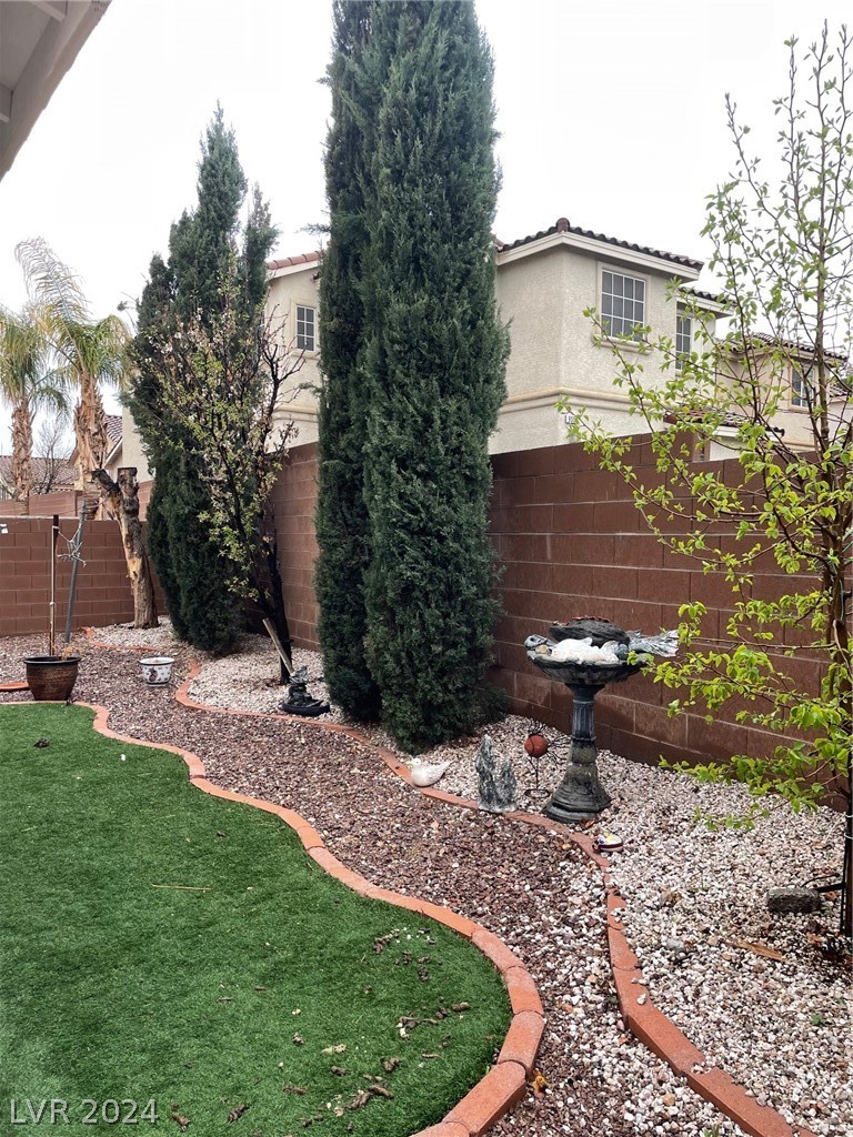 6133 Novelty Street