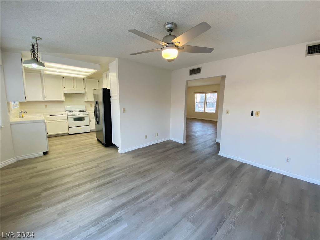 7678 Hernando Drive