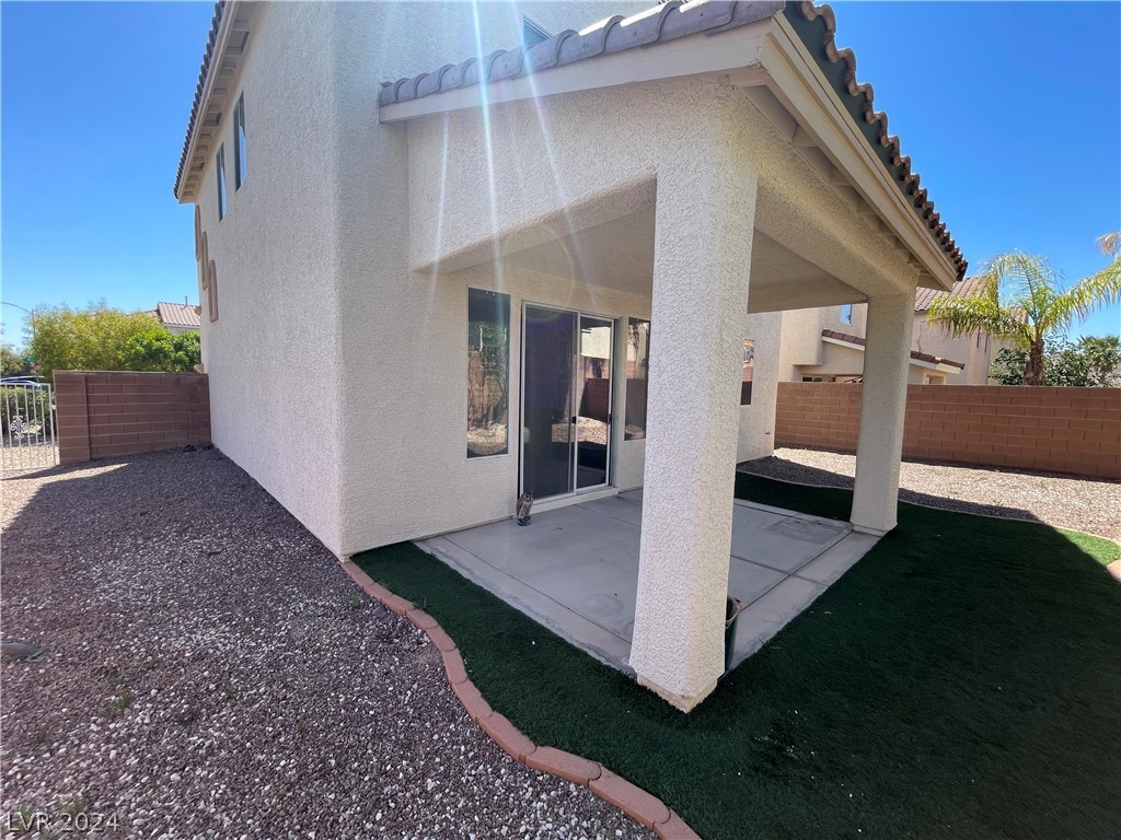 6133 Novelty Street