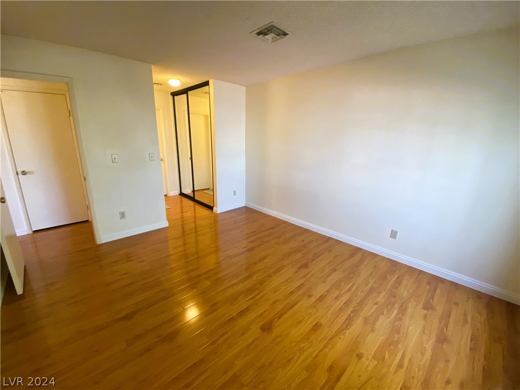 4712 Nara Vista Way 204