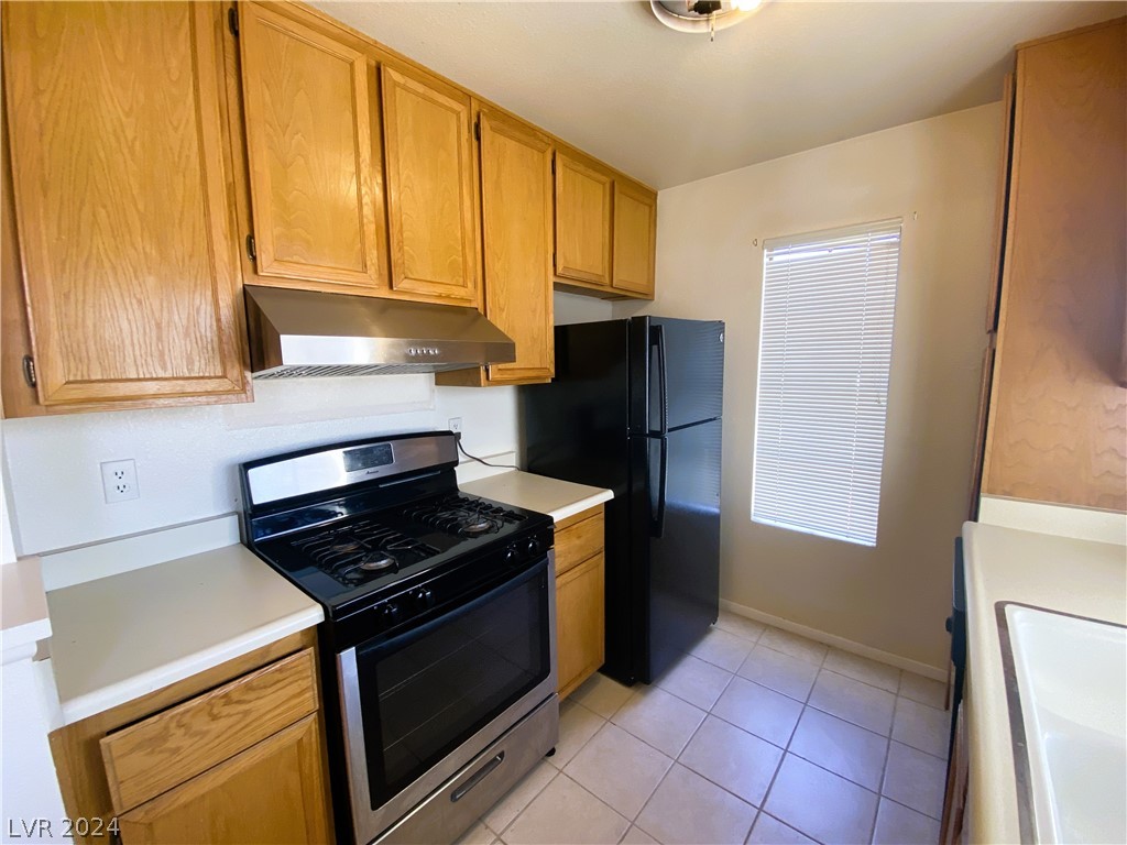 4712 Nara Vista Way 204