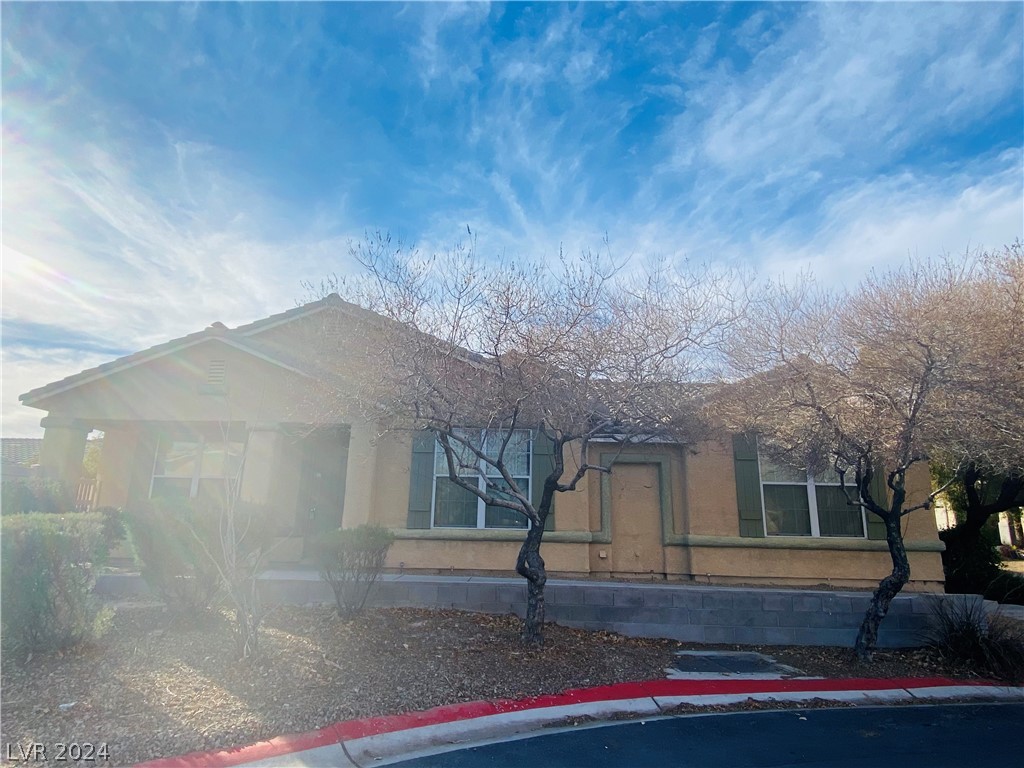 2415 Living Rock Street