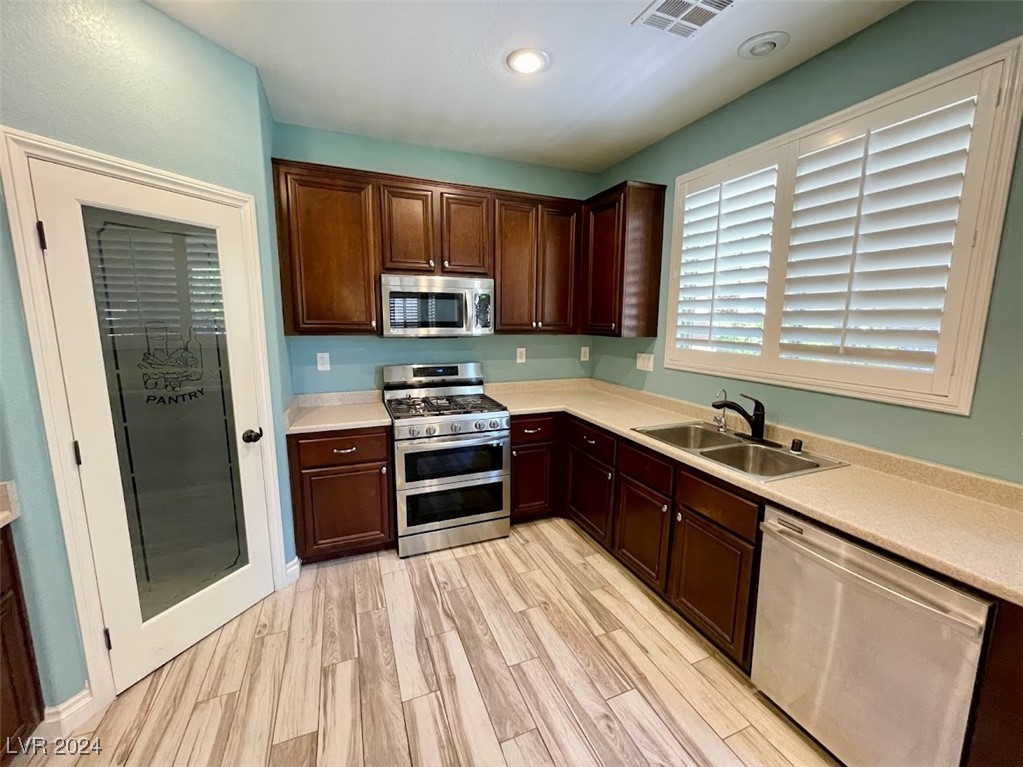 10430 Bay Ginger Lane