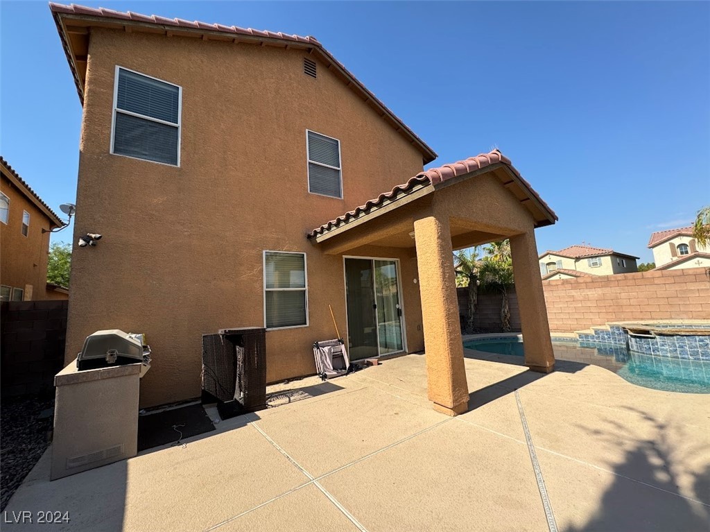 4813 Canary Diamond Avenue