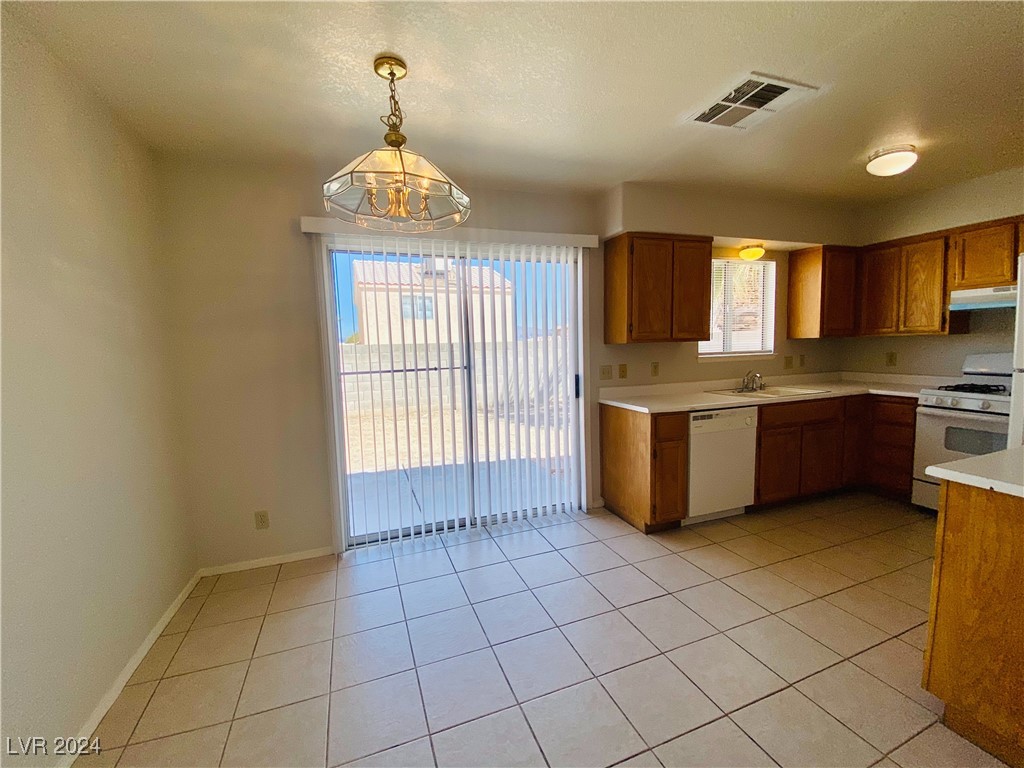 8224 Carmen Boulevard