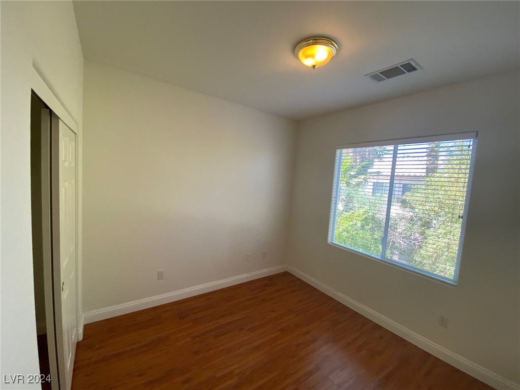 320 Tayman Park