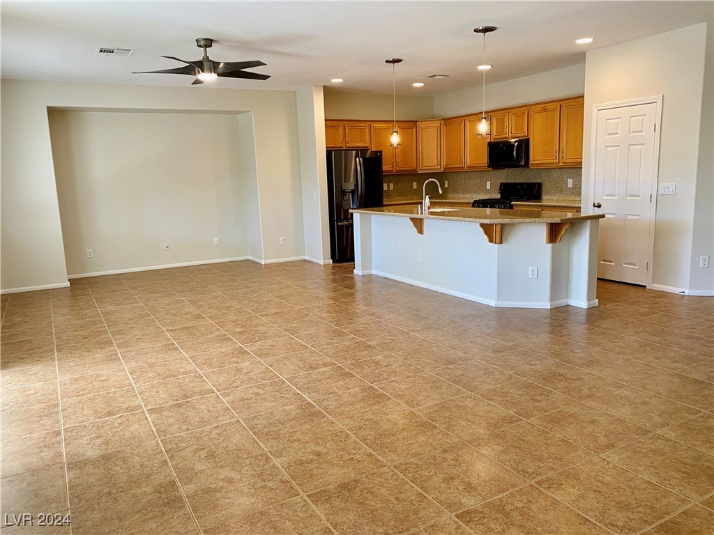 7621 Port Orchard Avenue