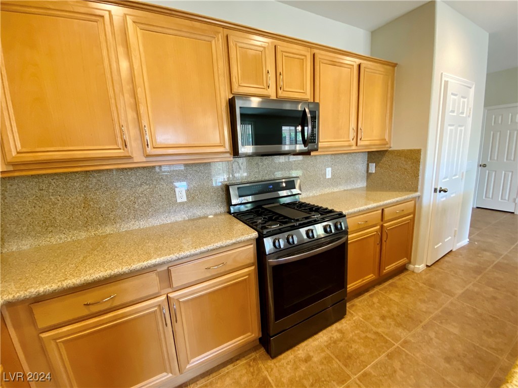 7621 Port Orchard Avenue