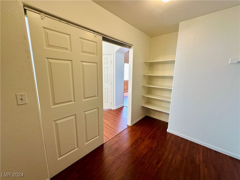 143 WILLOW DOVE Avenue 0