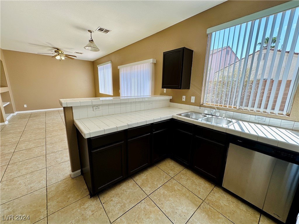 143 WILLOW DOVE Avenue 0