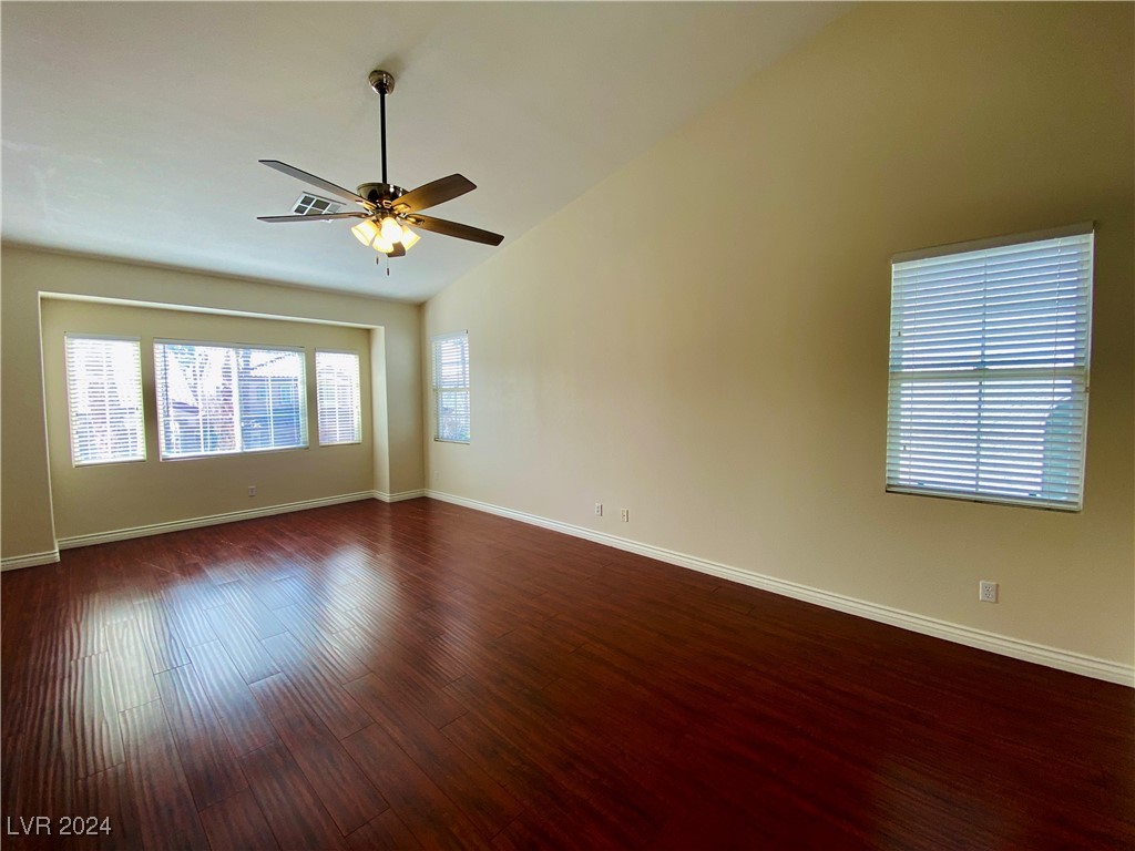 28 Living Edens Court