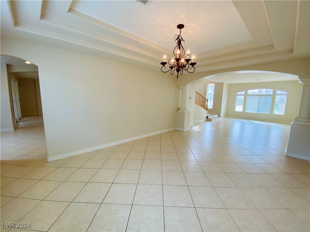 28 Living Edens Court