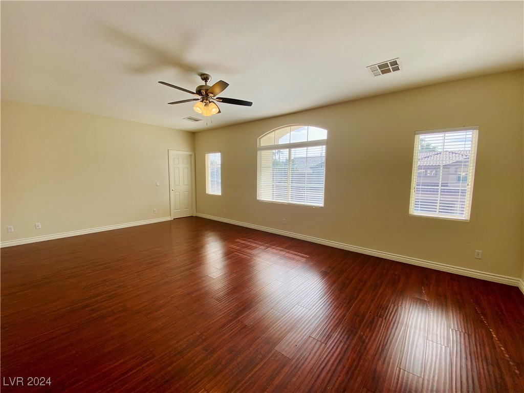 28 Living Edens Court