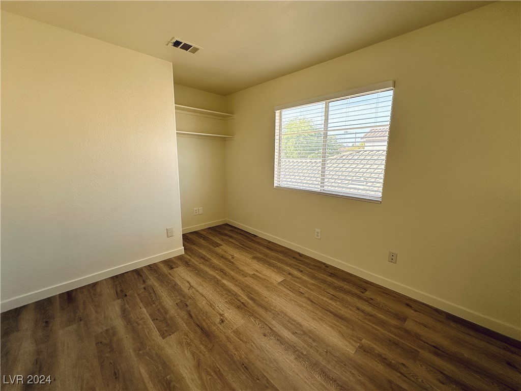7636 VISTA HILLS Drive 0