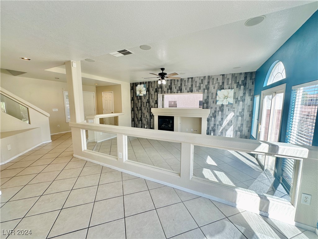 7586 Slipstream Street
