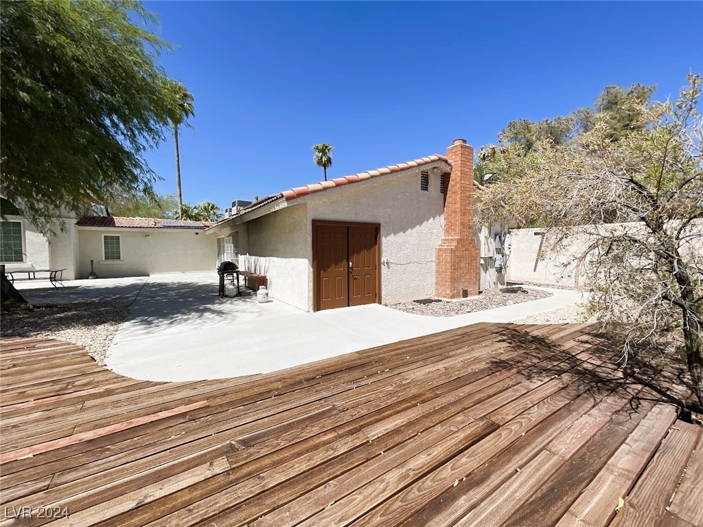 5328 Topaz Street