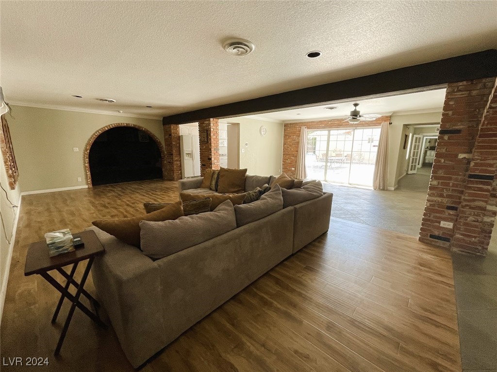 5328 Topaz Street
