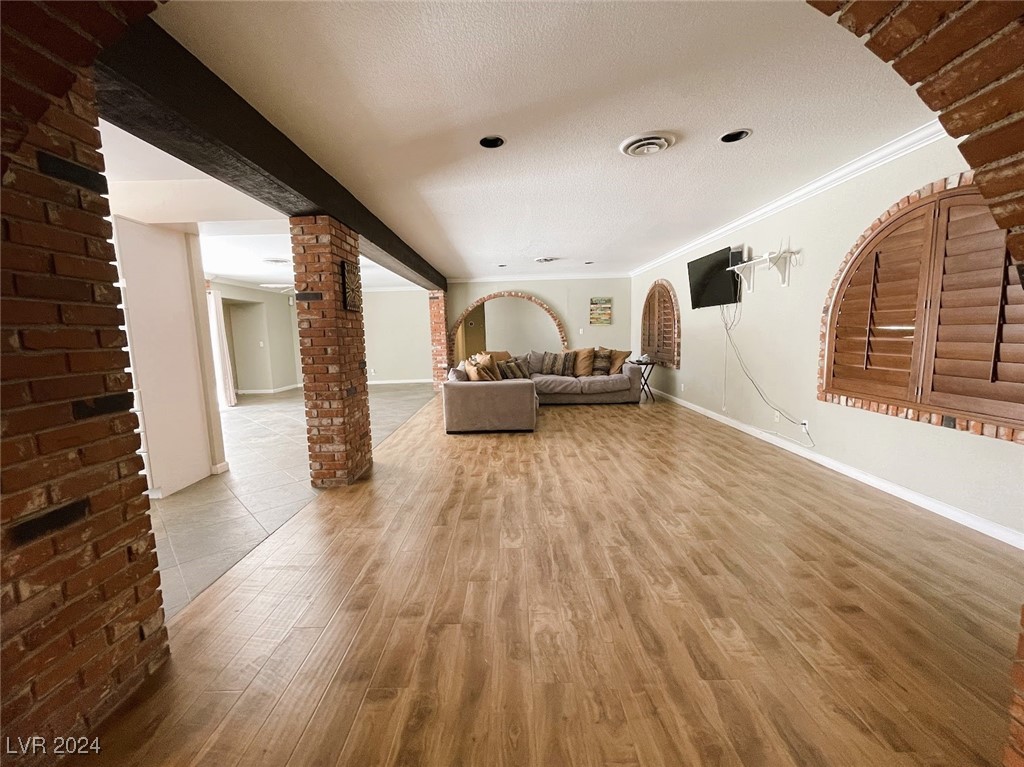 5328 Topaz Street