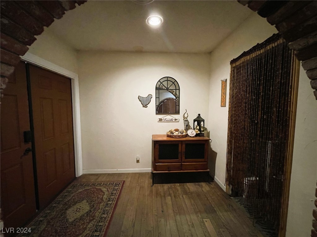 5328 Topaz Street