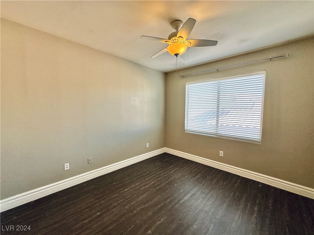 211 CLIFF VALLEY Drive 0