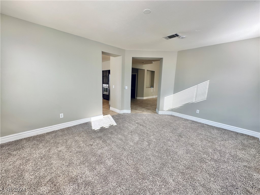 211 CLIFF VALLEY Drive 0