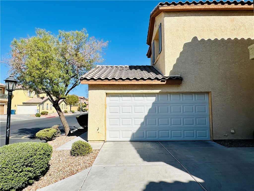 3608 Hammock Street