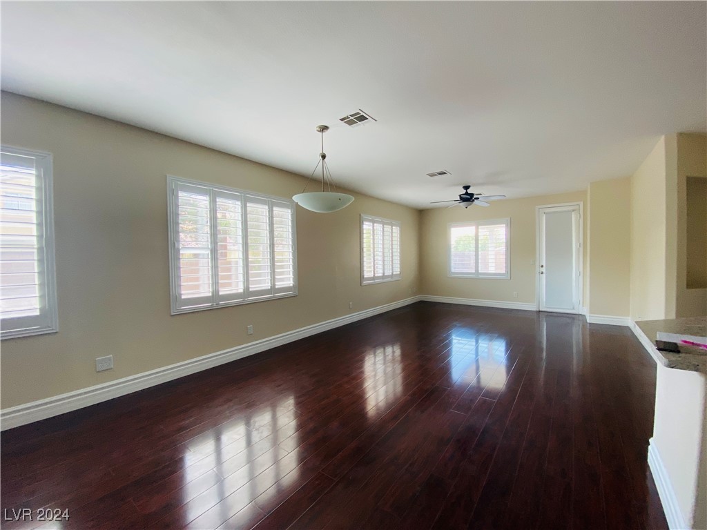 286 Duck Hollow Avenue