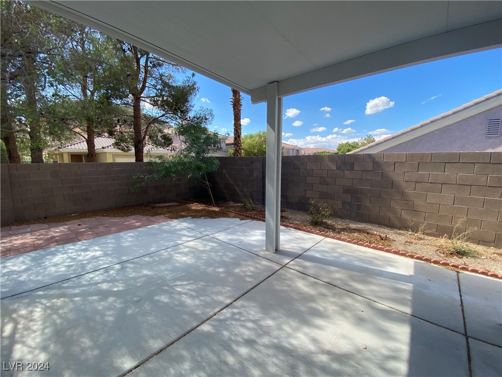 286 Duck Hollow Avenue