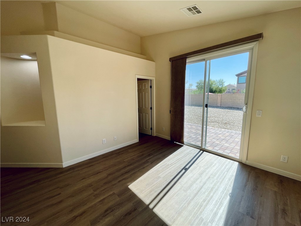 31 Bay Course Court