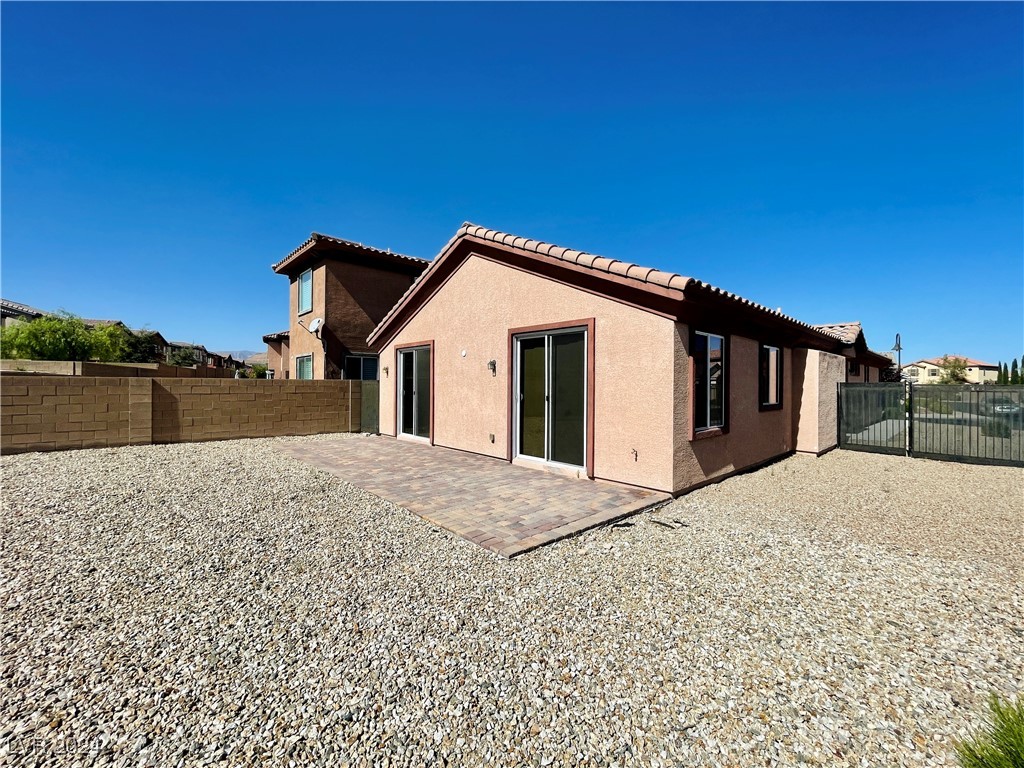 31 Bay Course Court
