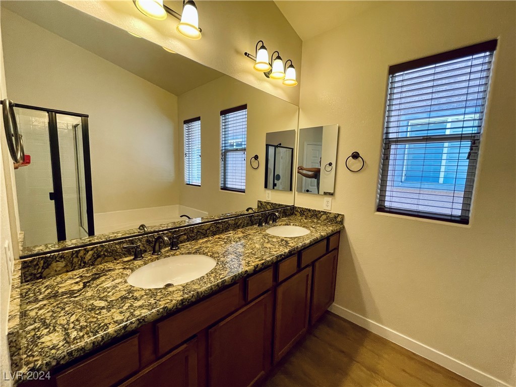 31 Bay Course Court