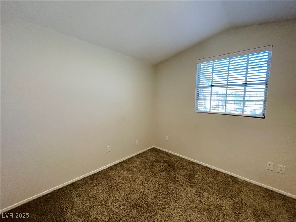 8221 Hydra Lane