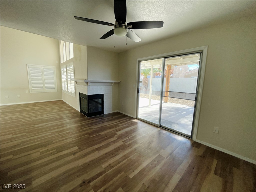 8221 Hydra Lane