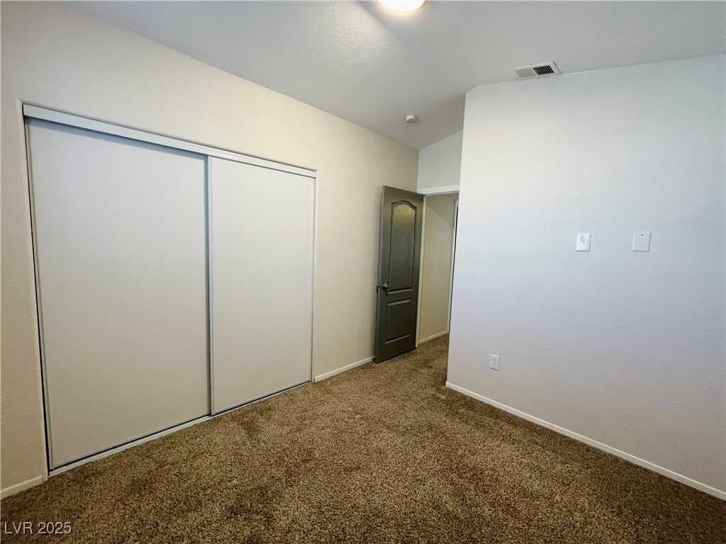 8221 Hydra Lane