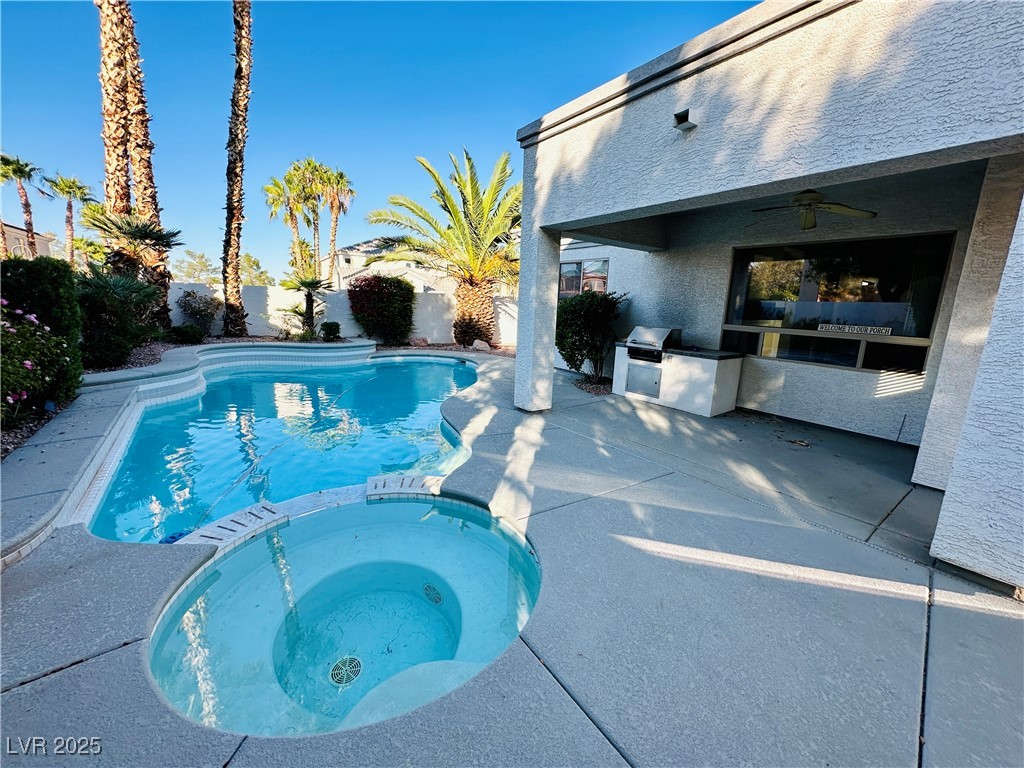 12 CHATEAU WHISTLER Court