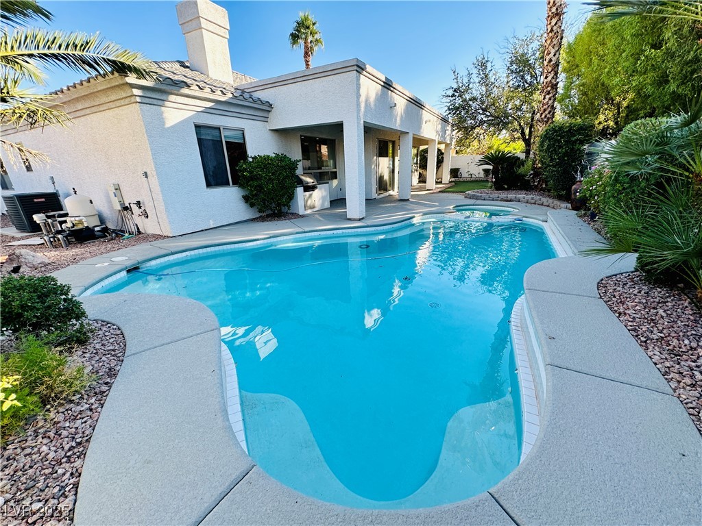 12 CHATEAU WHISTLER Court