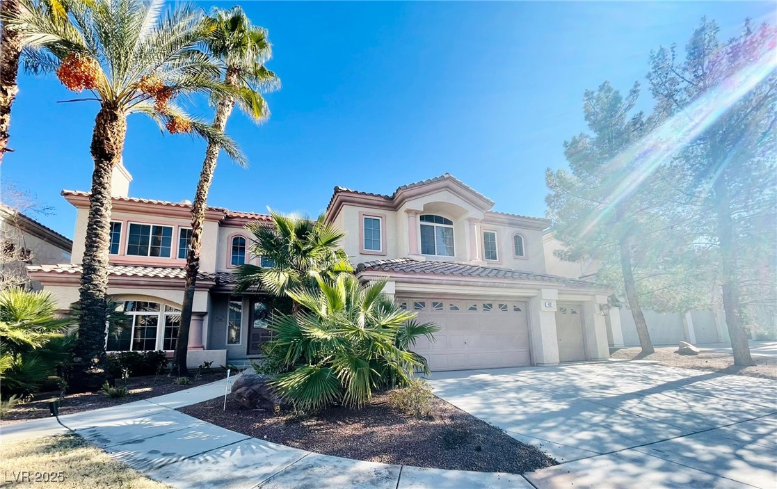 42 Cascade Lake Street