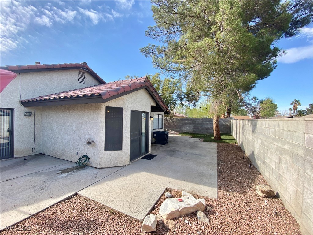3958 Avocado Drive