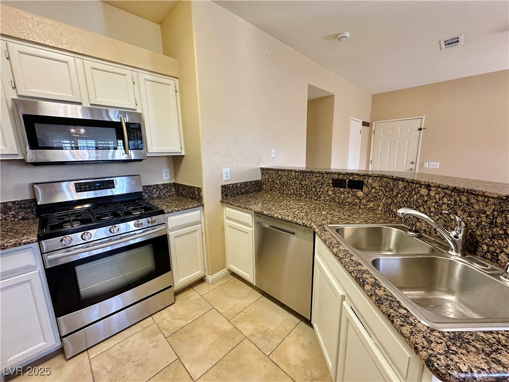 5415 West Harmon Avenue 1105