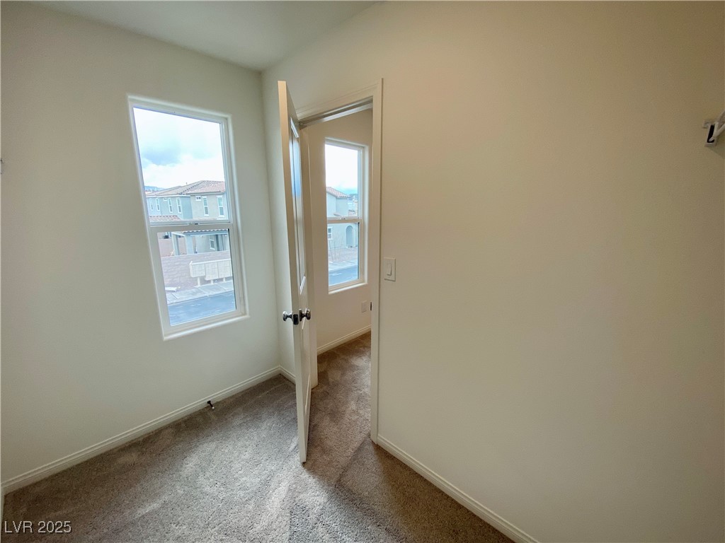 10176 Midnight Onyx Street