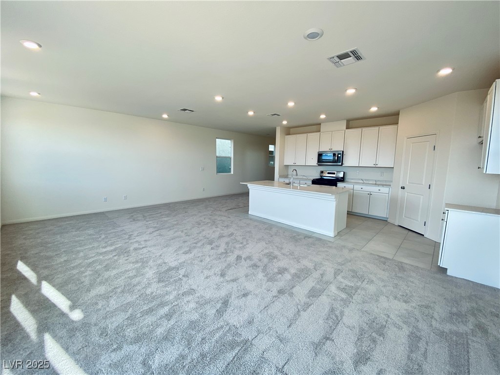 10176 Midnight Onyx Street