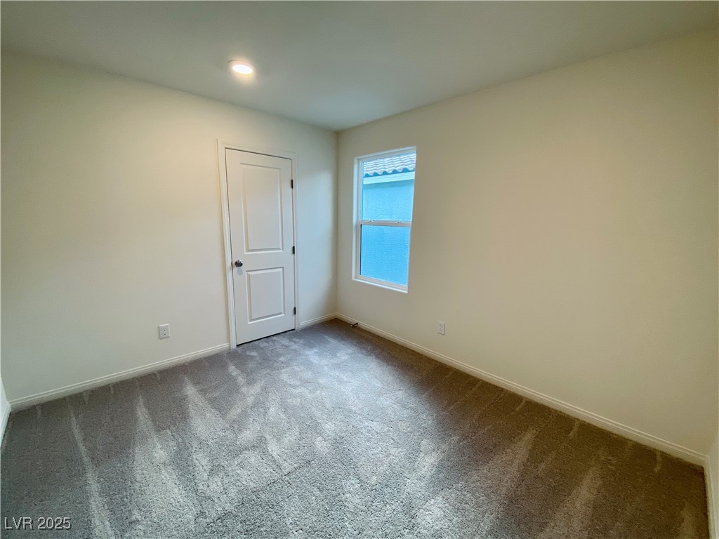 10176 Midnight Onyx Street